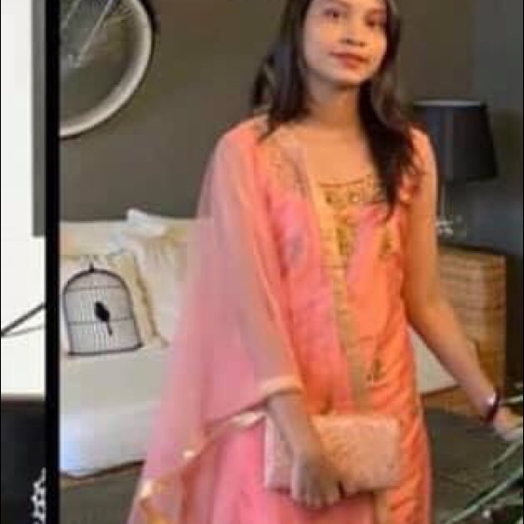 ⭐️BellaKiara new big evening crossbody/ clutch⭐️ - Picture 4 of 6